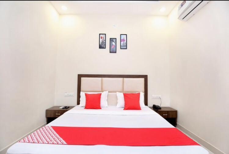 Forever Inn Hotel Near Golden Temple アムリトサル エクステリア 写真