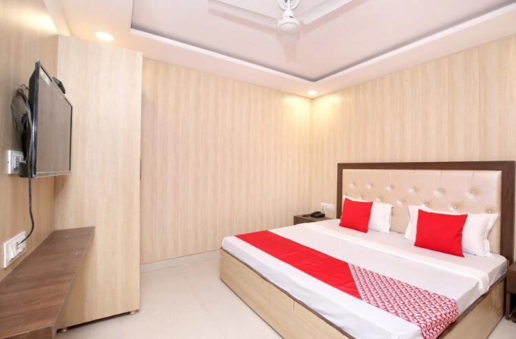 Forever Inn Hotel Near Golden Temple アムリトサル エクステリア 写真